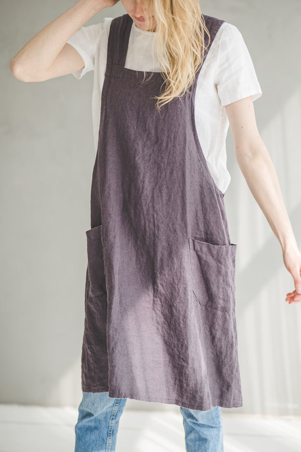 Robe Chasuble en Lin Style Japonais – Aubergine Foncé | Dos Croisé & Poches
