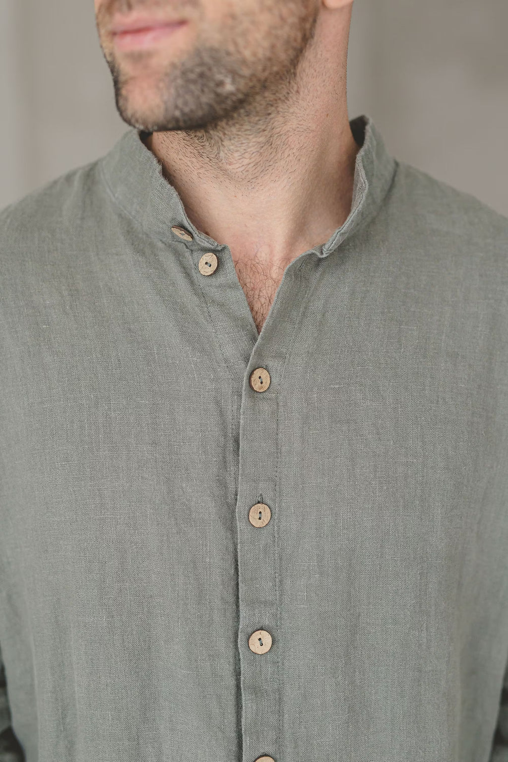 Chemise Oxford en Lin pour Homme – Vert Sauge | Manches Longues & Col Officier