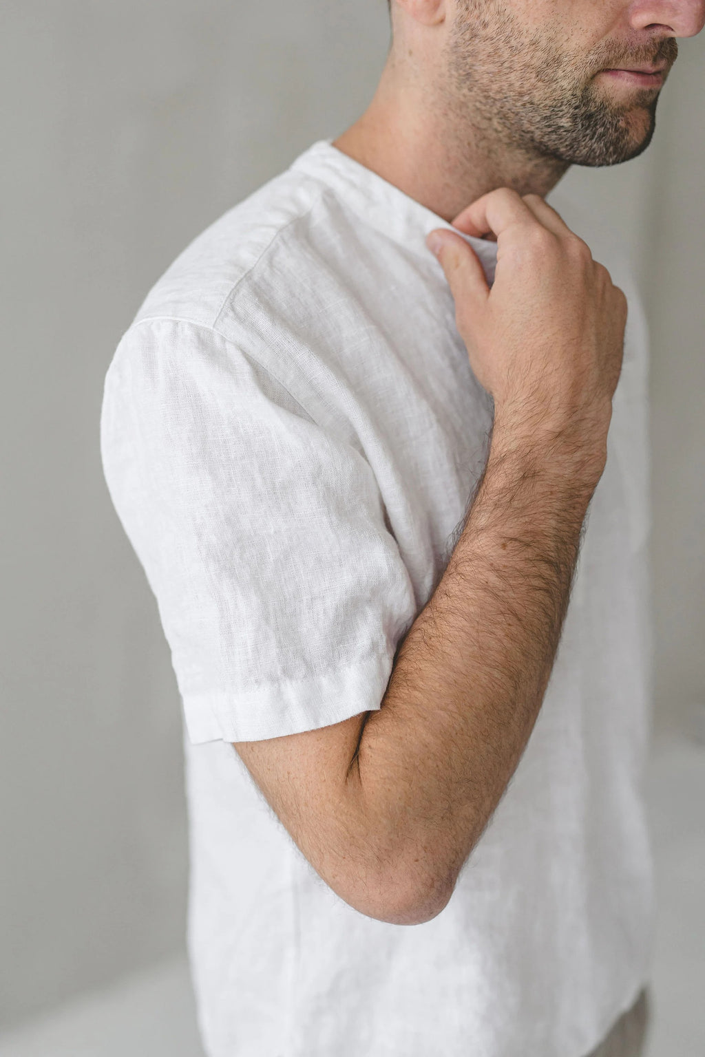 Chemise d'Été en Lin à Manches Courtes pour Homme – Blanc Pur | Boutons en Coco