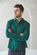 Chemise Cintrée en Lin pour Homme – Vert Forêt | Manches Longues & Boutons en Coco