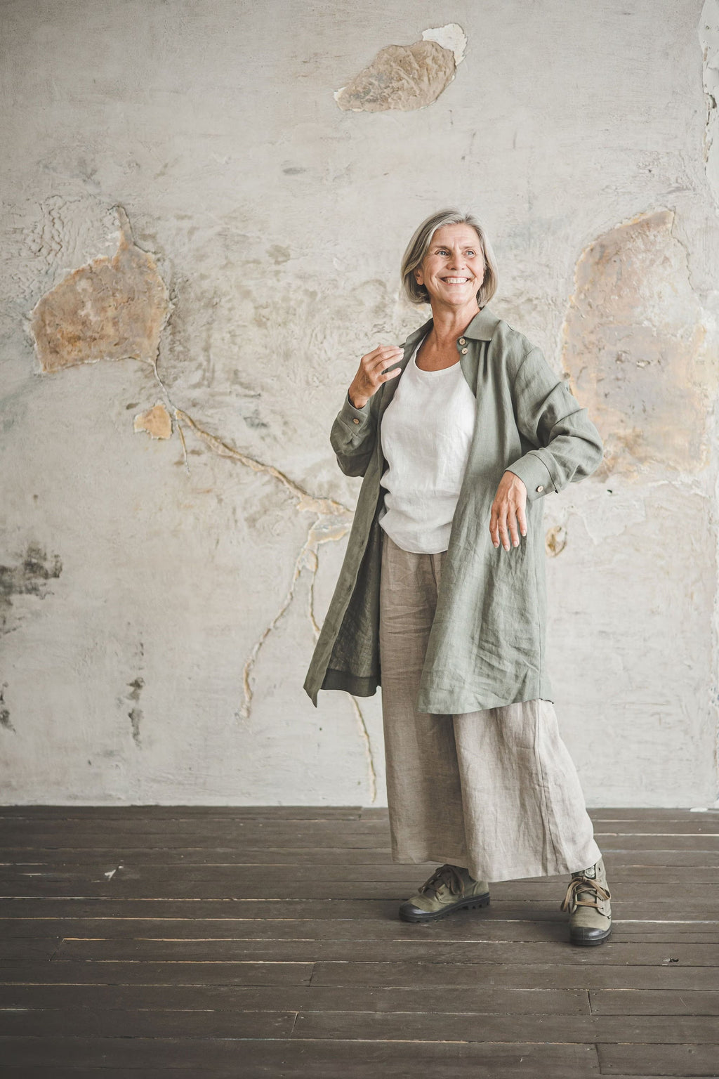 Robe Chemise Oversize en Lin à Grand Col – Vert Sauge | Style 2-en-1 : Robe ou Veste