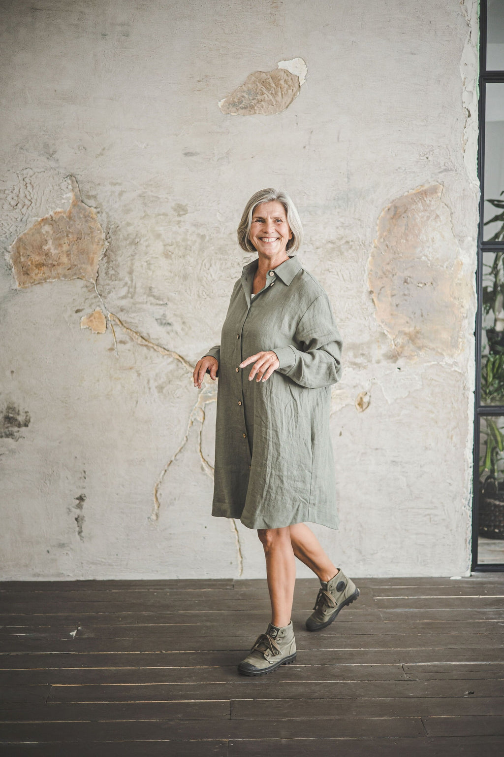 Robe Chemise Oversize en Lin à Grand Col – Vert Sauge | Style 2-en-1 : Robe ou Veste