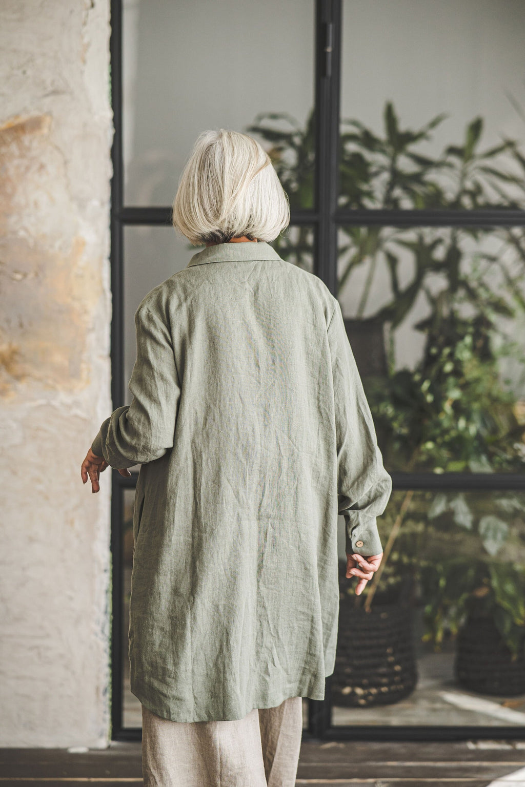 Robe Chemise Oversize en Lin à Grand Col – Vert Sauge | Style 2-en-1 : Robe ou Veste
