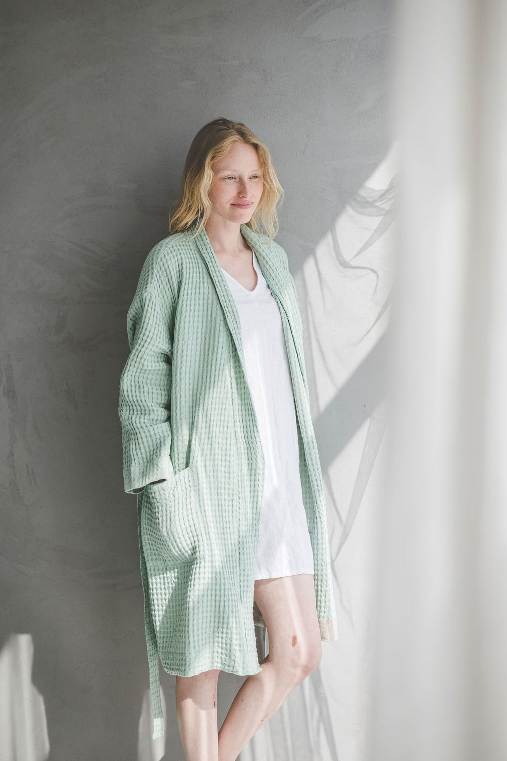 Peignoir Kimono en Lin Gaufré – Menthe | Texture Nid d'Abeille & Confort Naturel