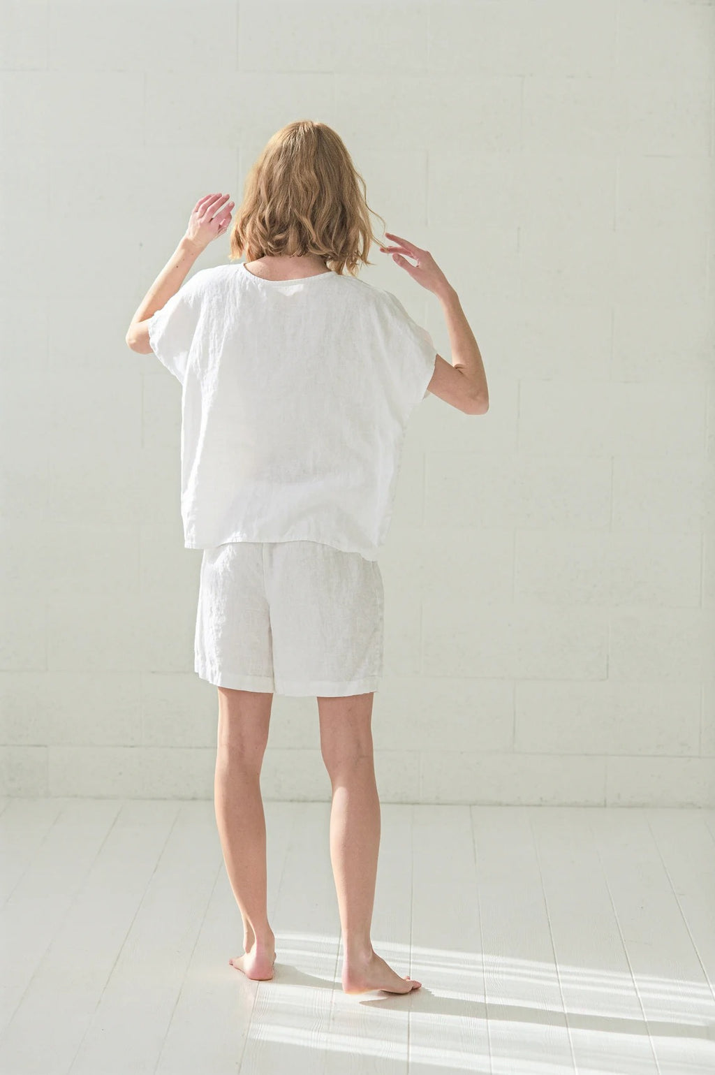 Ensemble Pyjama en Lin pour Femme – Blanc Pur | Top Ample & Short à Taille Élastiquée